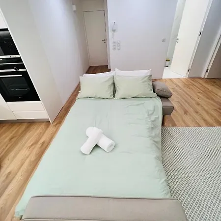 Loft Center Viana Apartament *