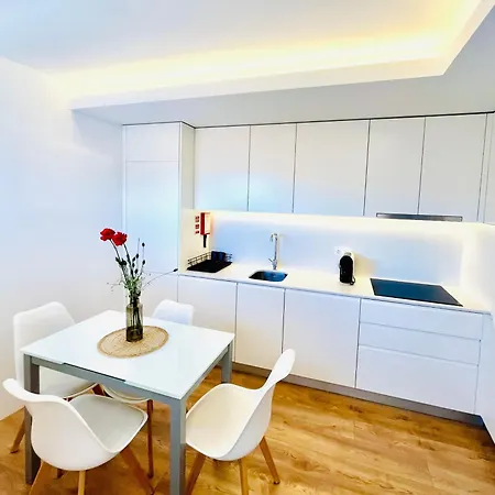 Loft Center Viana شقة *
