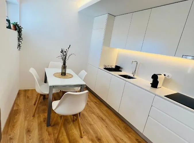 Loft Center Viana * فيانا دو كاستيلو